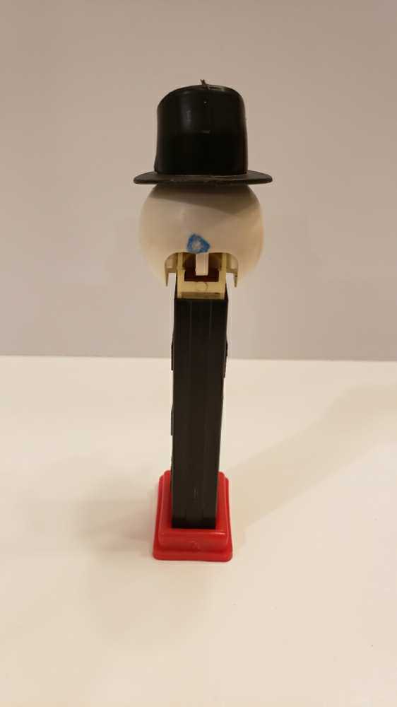 Snowman A - Holiday - Christmas pez collectible - Main Image 3