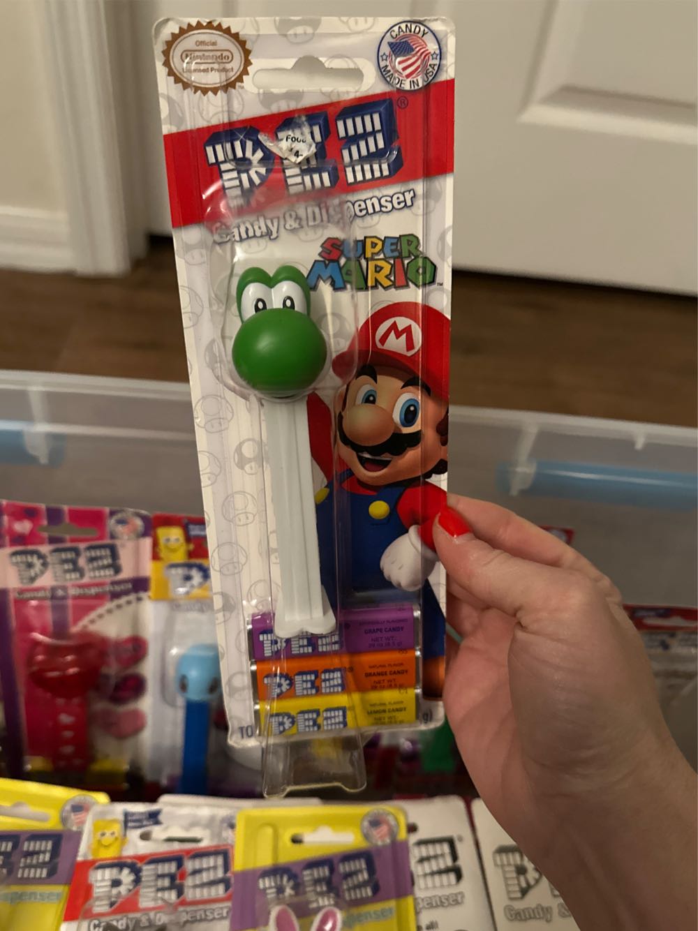 Yoshi - Nintendo pez collectible - Main Image 2