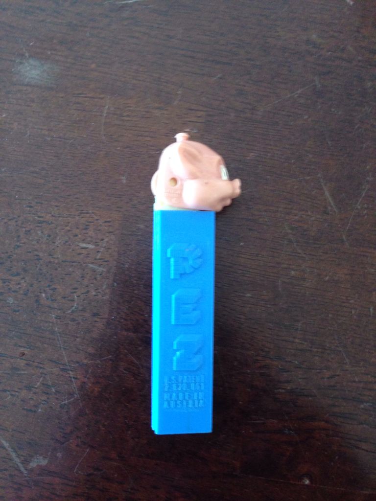 Pratical Pig - Disney pez collectible - Main Image 2