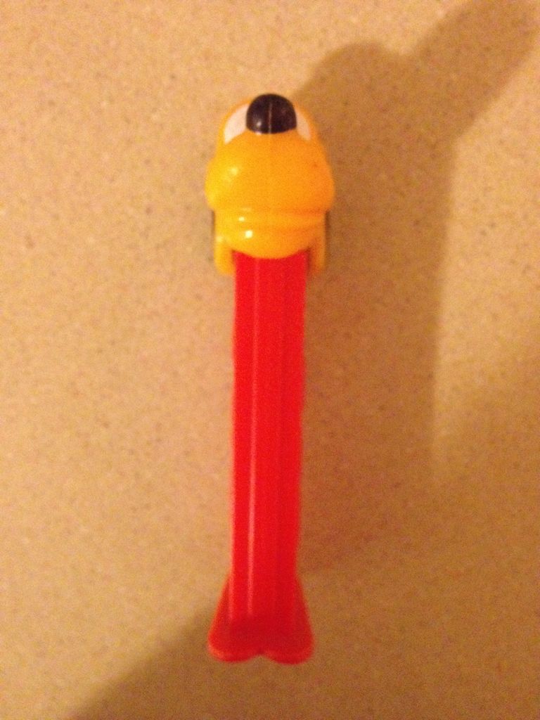 Pluto - Old School - Disney Classics pez collectible - Main Image 2