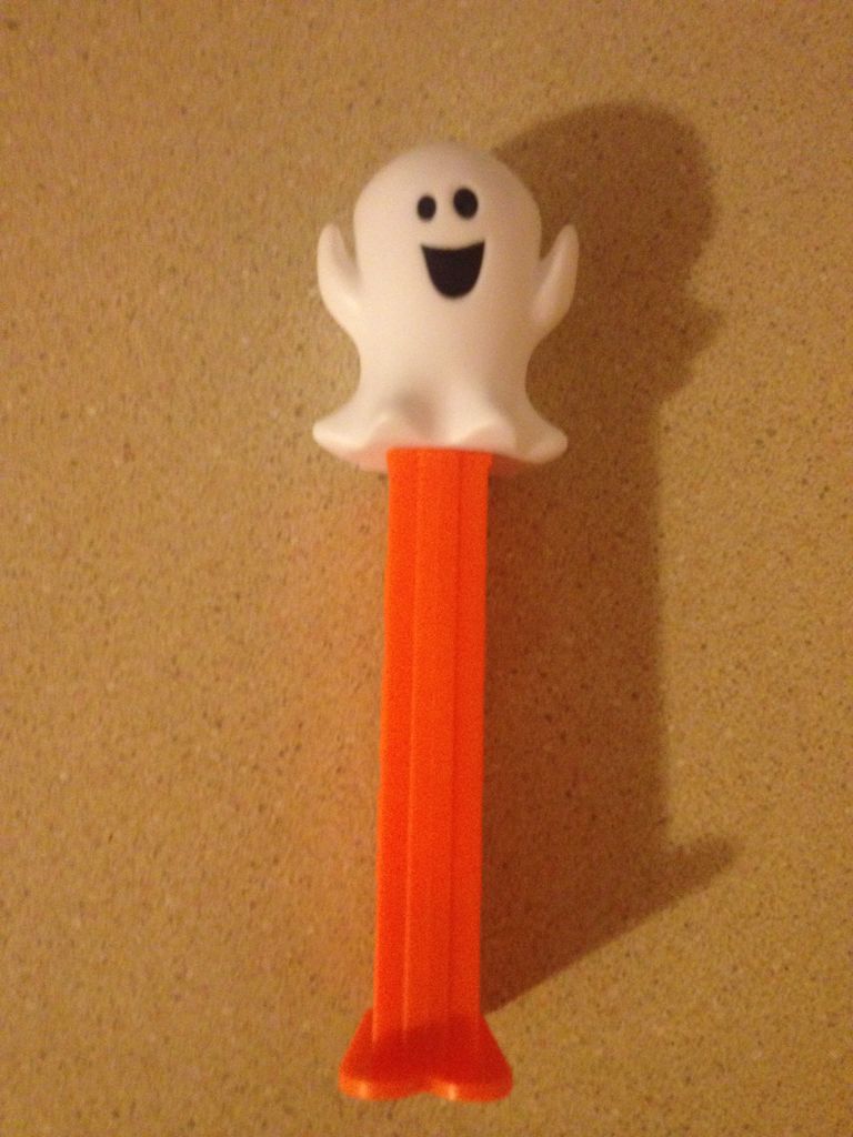 Ghost - Baby - Halloween pez collectible - Main Image 2