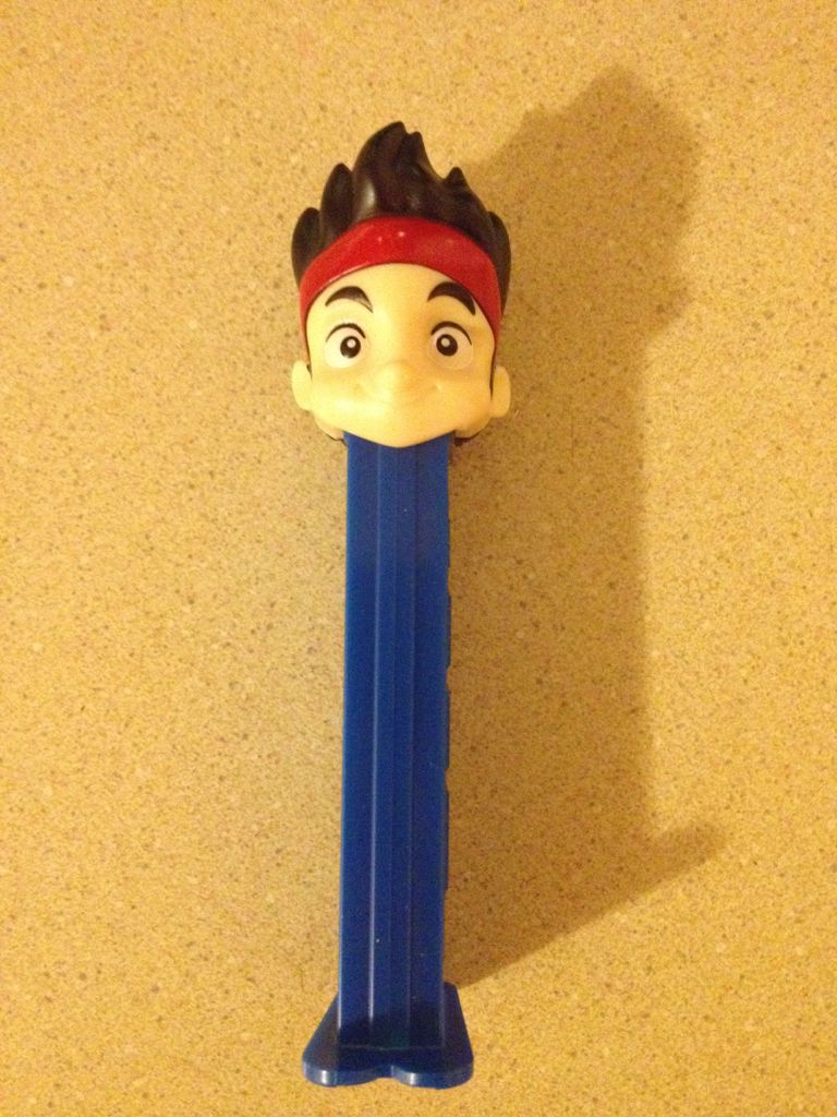 Jake - Jake and the Neverland Pirates pez collectible - Main Image 2