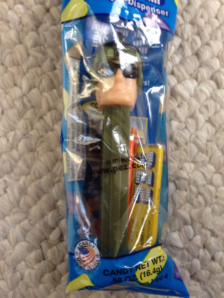 Emergency Heroes - Army Man - Heroes pez collectible - Main Image 2