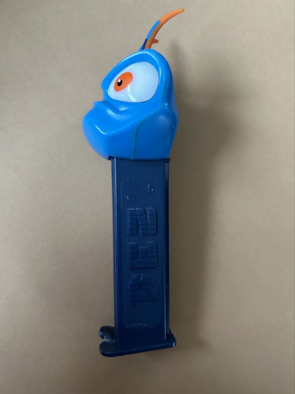 Bugz - Beetle - Bugz pez collectible - Main Image 2