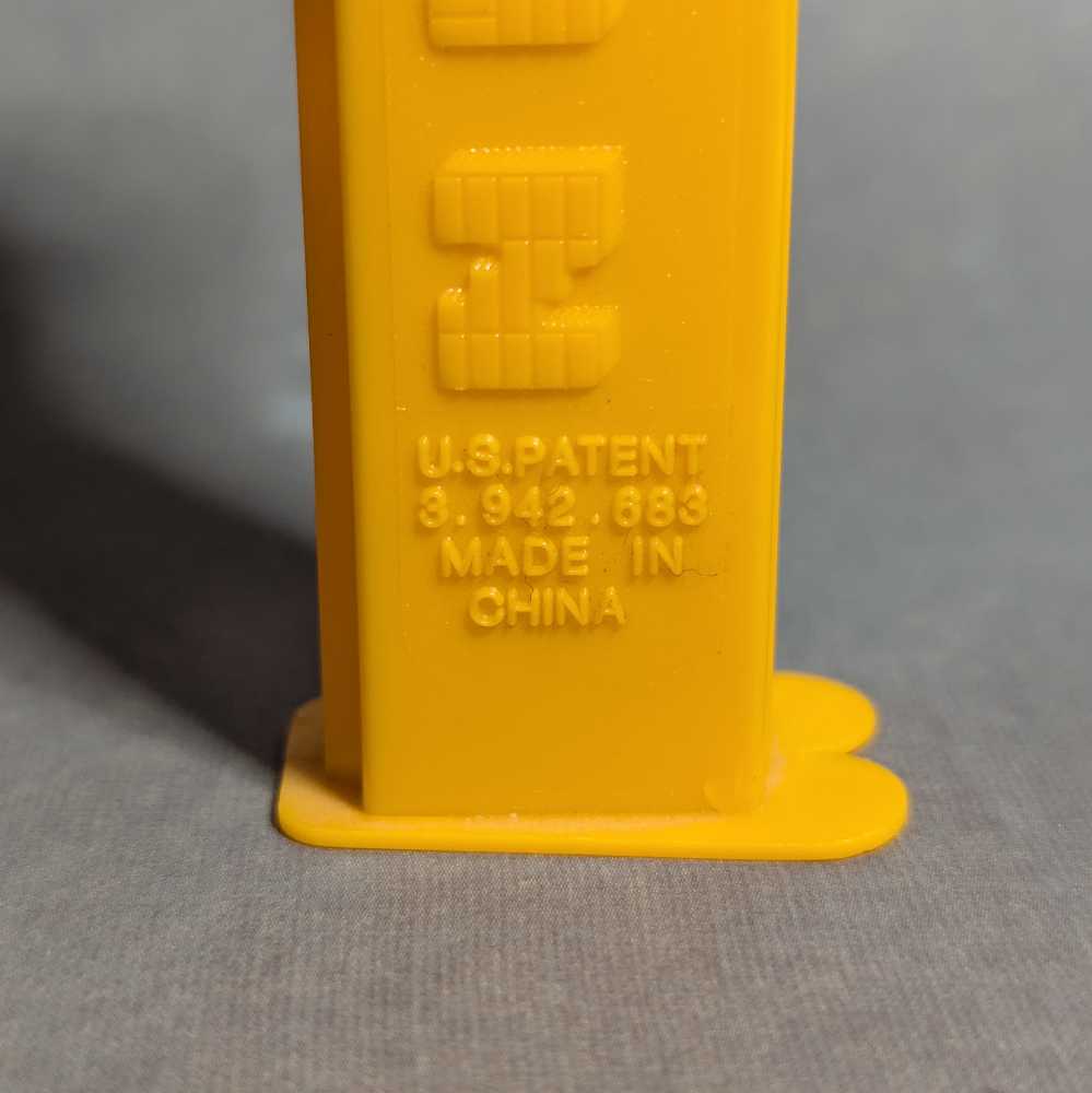 DO NOT HAVE Garfield - Garfield with Visor - Garfield and Friends pez collectible - Main Image 3