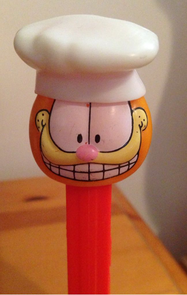 Garfield: Chef - Garfield & Friends pez collectible - Main Image 2