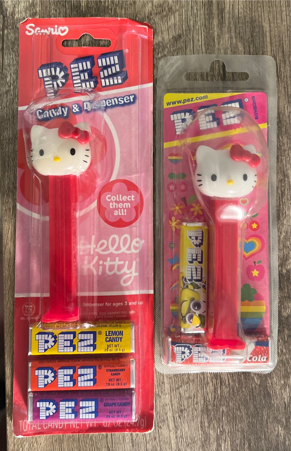 Hello Kitty - Hello Kitty pez collectible - Main Image 3