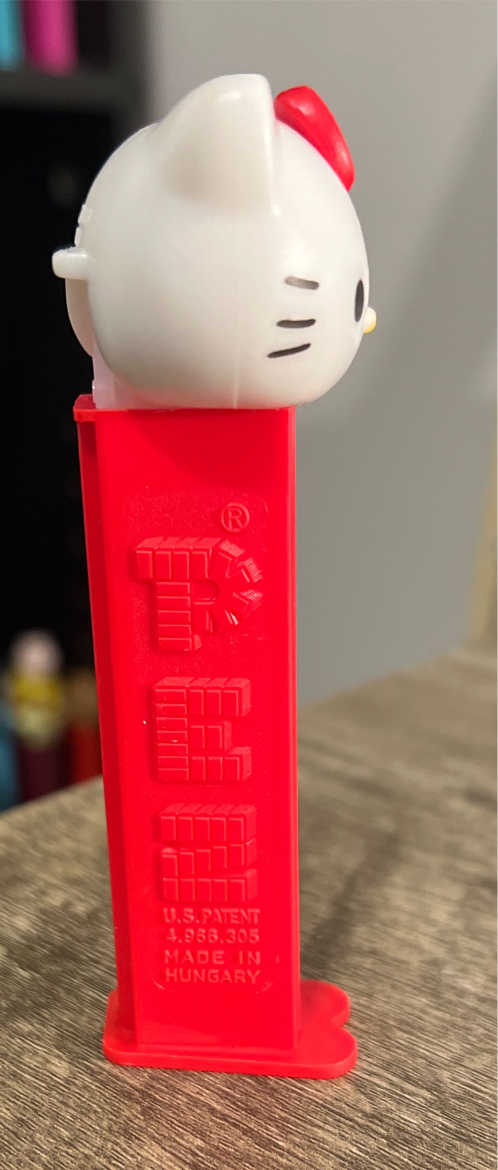 Hello Kitty - Hello Kitty pez collectible - Main Image 4