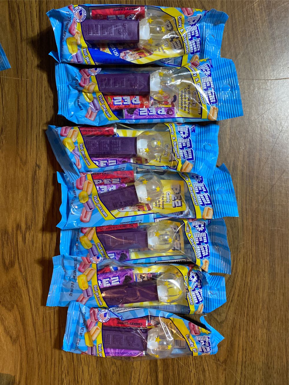 Mystical Crystal Ball - Yellow Stars - Mystical Crystal Ball pez collectible - Main Image 3