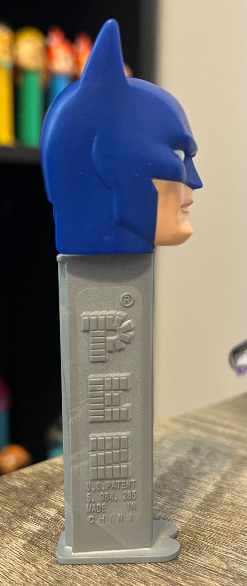 Batman C (Loose/Bag) - Batman pez collectible - Main Image 3