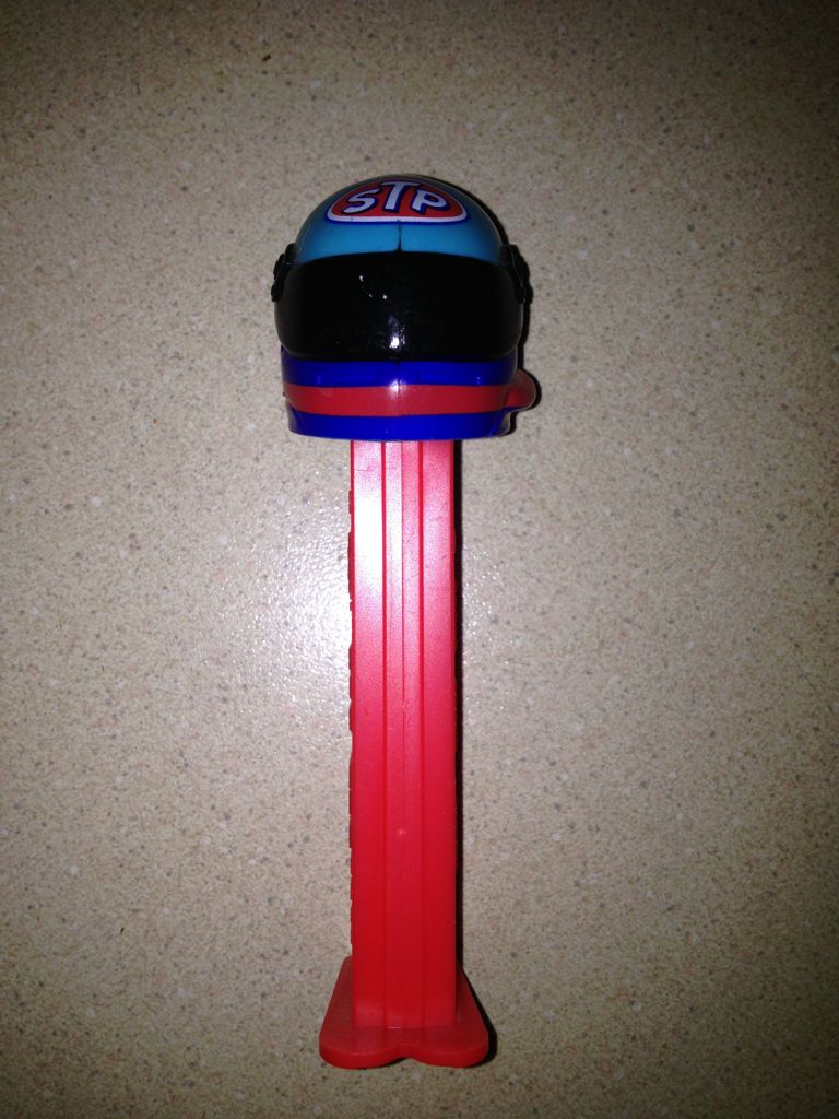 Richard Petty - Nascar pez collectible - Main Image 2