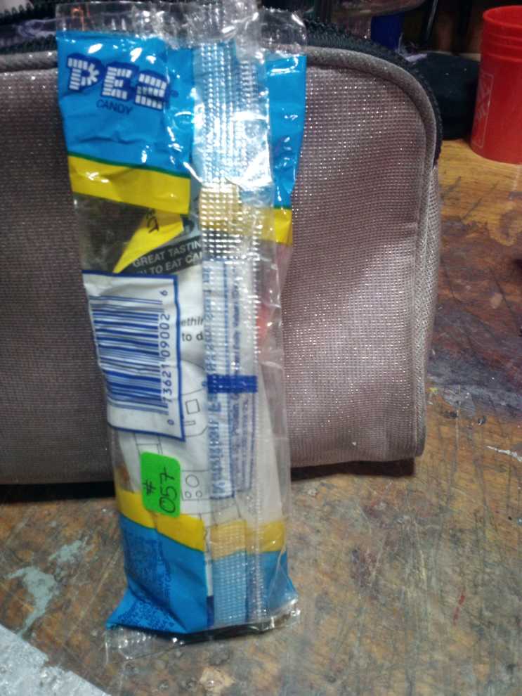 Ernie- Sesame Street - Sesame Street pez collectible - Main Image 3