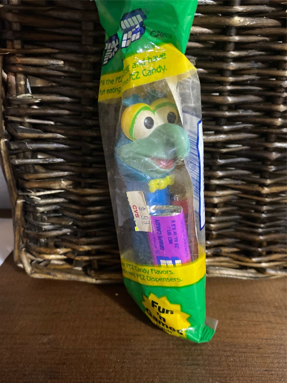 Muppets - Gonzo - Muppets pez collectible - Main Image 3