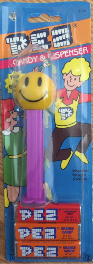 Emoji - Walmart Smiley Face - Emoji pez collectible - Main Image 2