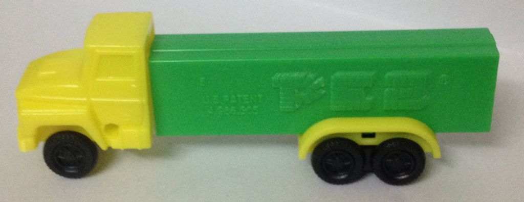 Plush Dispenser - Arctic Babies - Husky