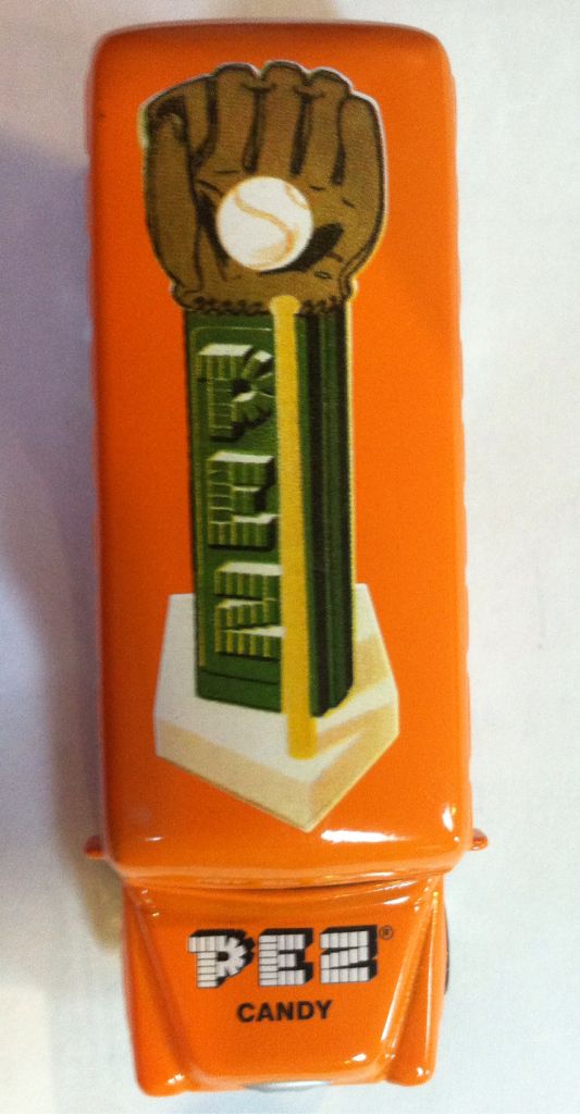 Home Run Baseball Dispenser Bus - Johnny Lightning pez collectible - Main Image 2