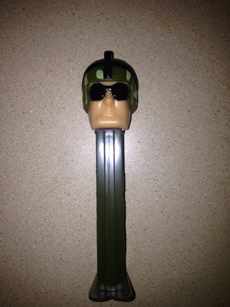 Army Ranger - Emergency Heroes pez collectible - Main Image 2