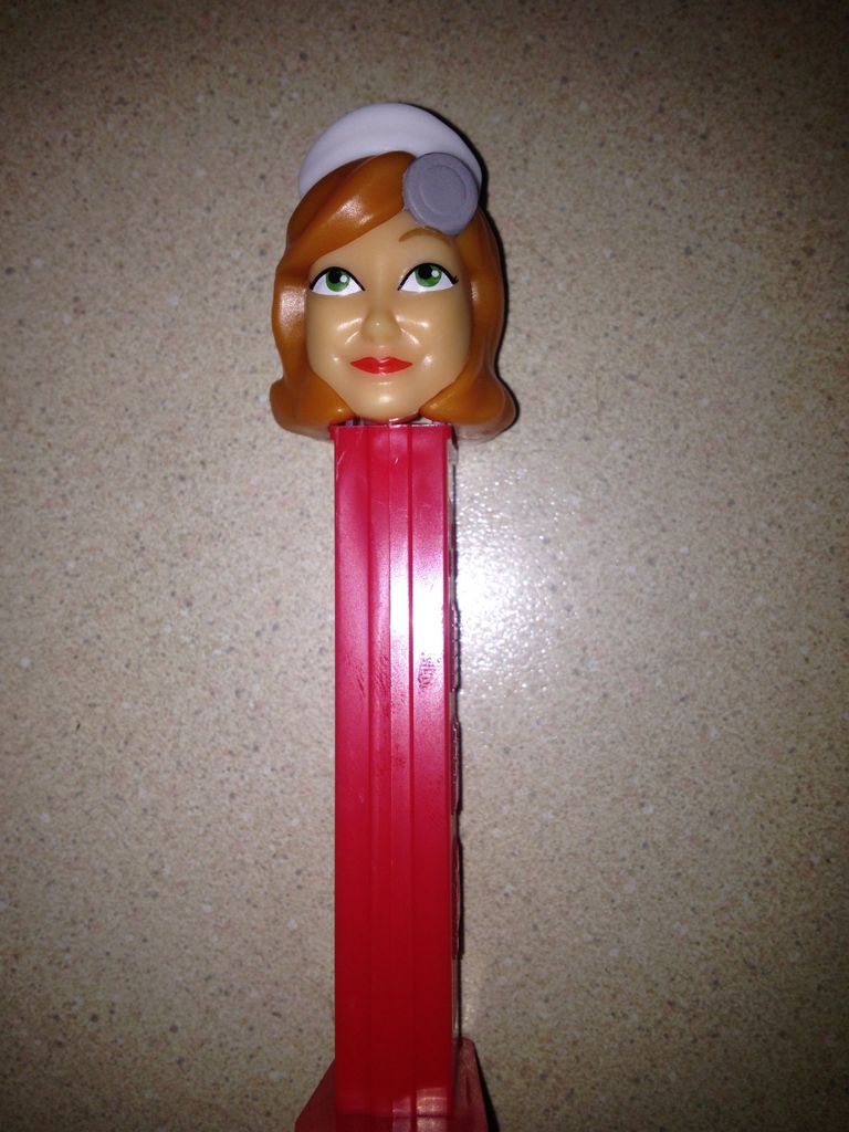 Nurse - Emergency Heroes pez collectible - Main Image 2