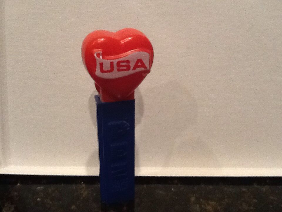 Daffy Duck Sleepy With Night Cap