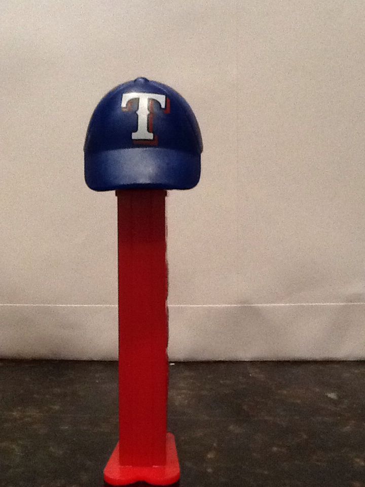 Minnie Mouse - Red & White Polka Dots