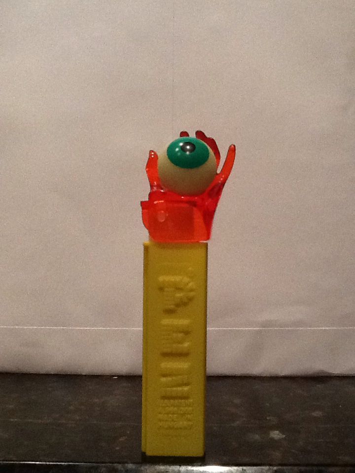 Heart - Red With Happy Valentines Day On Top