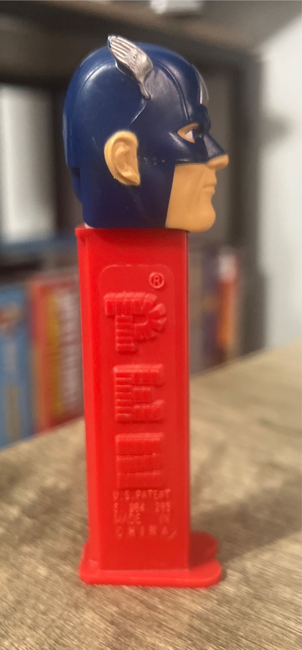 Captain America B - Marvel pez collectible - Main Image 2