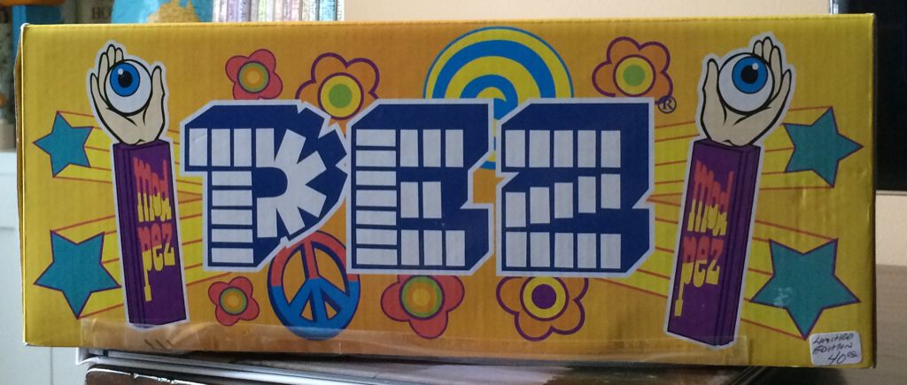 Peace Van - Die Cast Truck pez collectible - Main Image 2