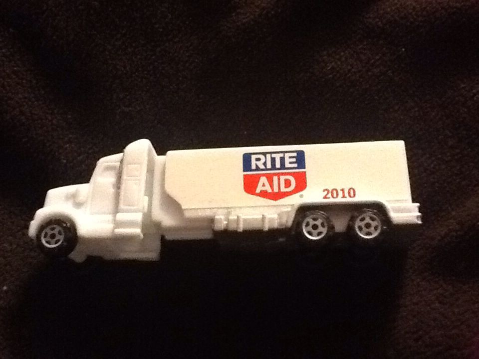 Truck - Rite Aid 2010 - Rigs pez collectible - Main Image 2