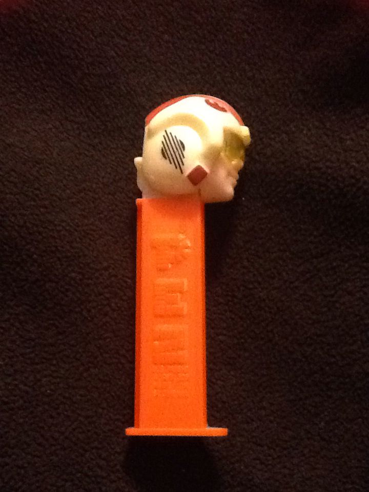 Star Wars - Pilot Luke Skywalker - Star Wars pez collectible - Main Image 2