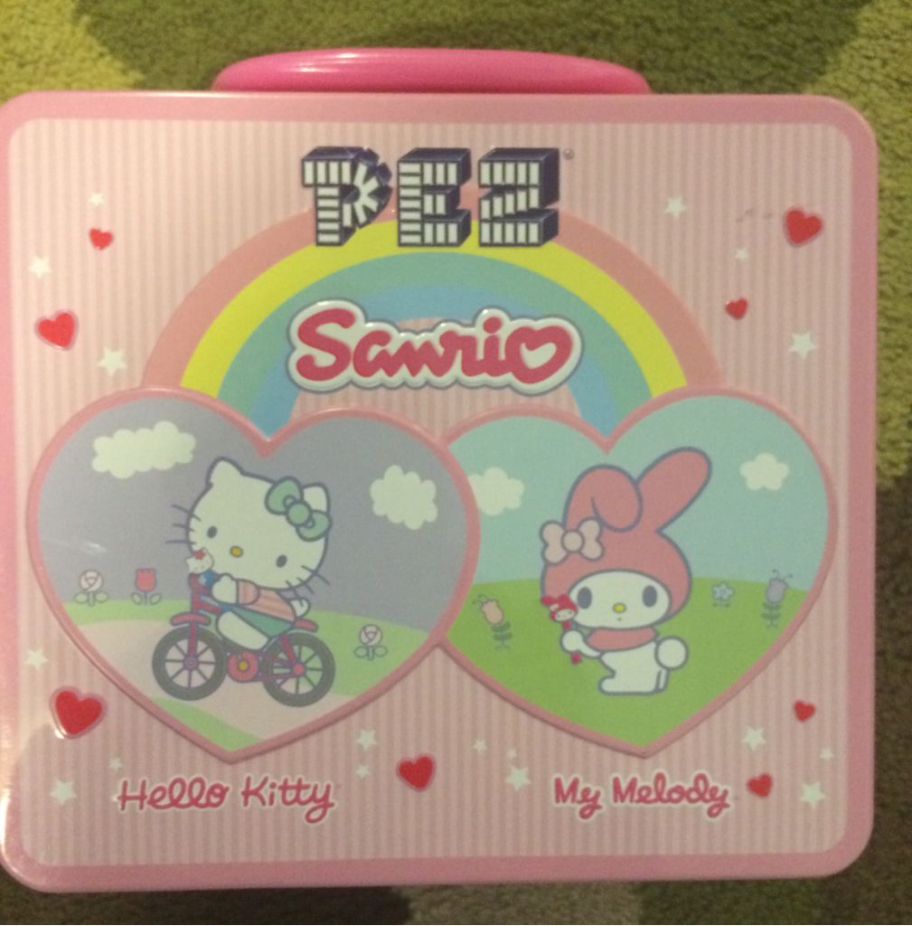 Hello Kitty Crystal Set - Hello Kitty pez collectible - Main Image 2