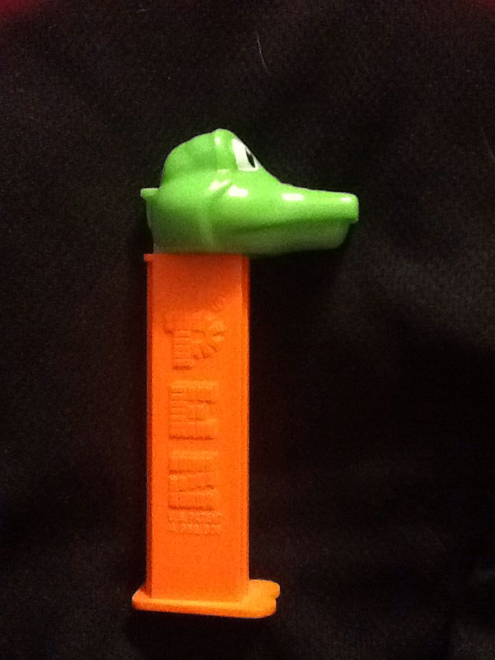 Crocodile - Orange - Kooky Zoo pez collectible - Main Image 2