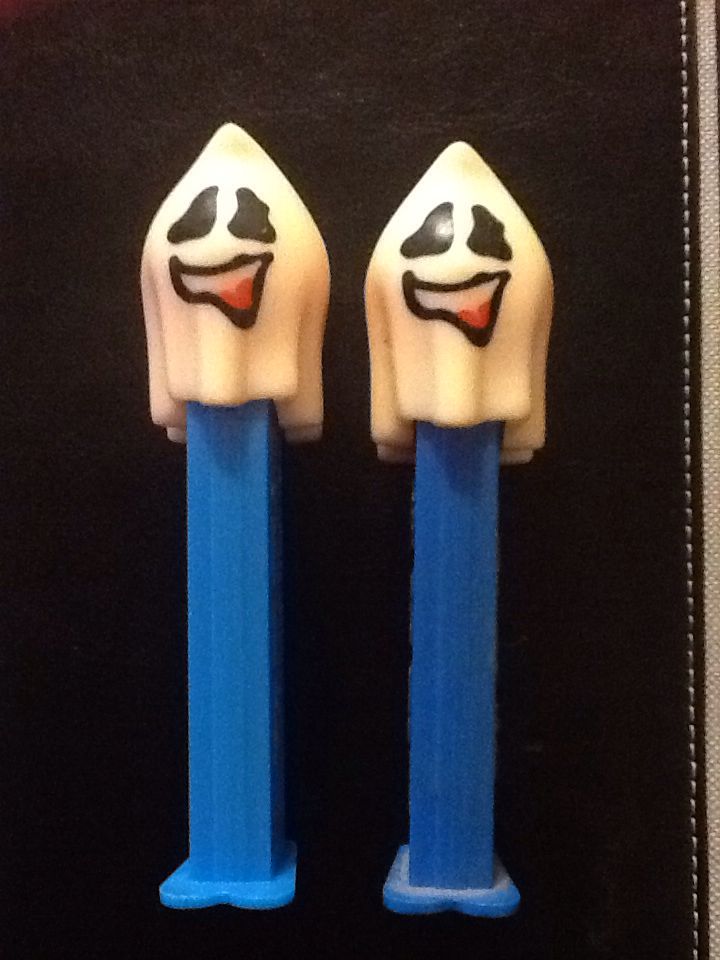 Halloween White Ghost - Halloween - Ghosts pez collectible - Main Image 1
