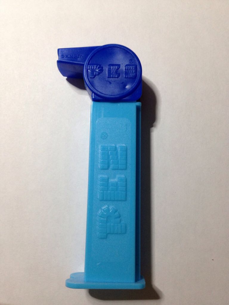 Coach Whistle - Blue/Blue - Coach Whistle pez collectible - Main Image 2