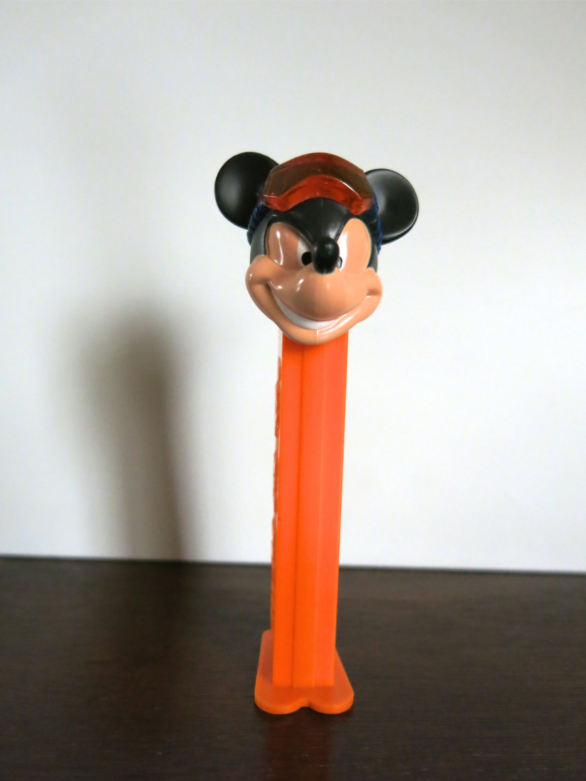 Home Run Baseball Dispenser Bus