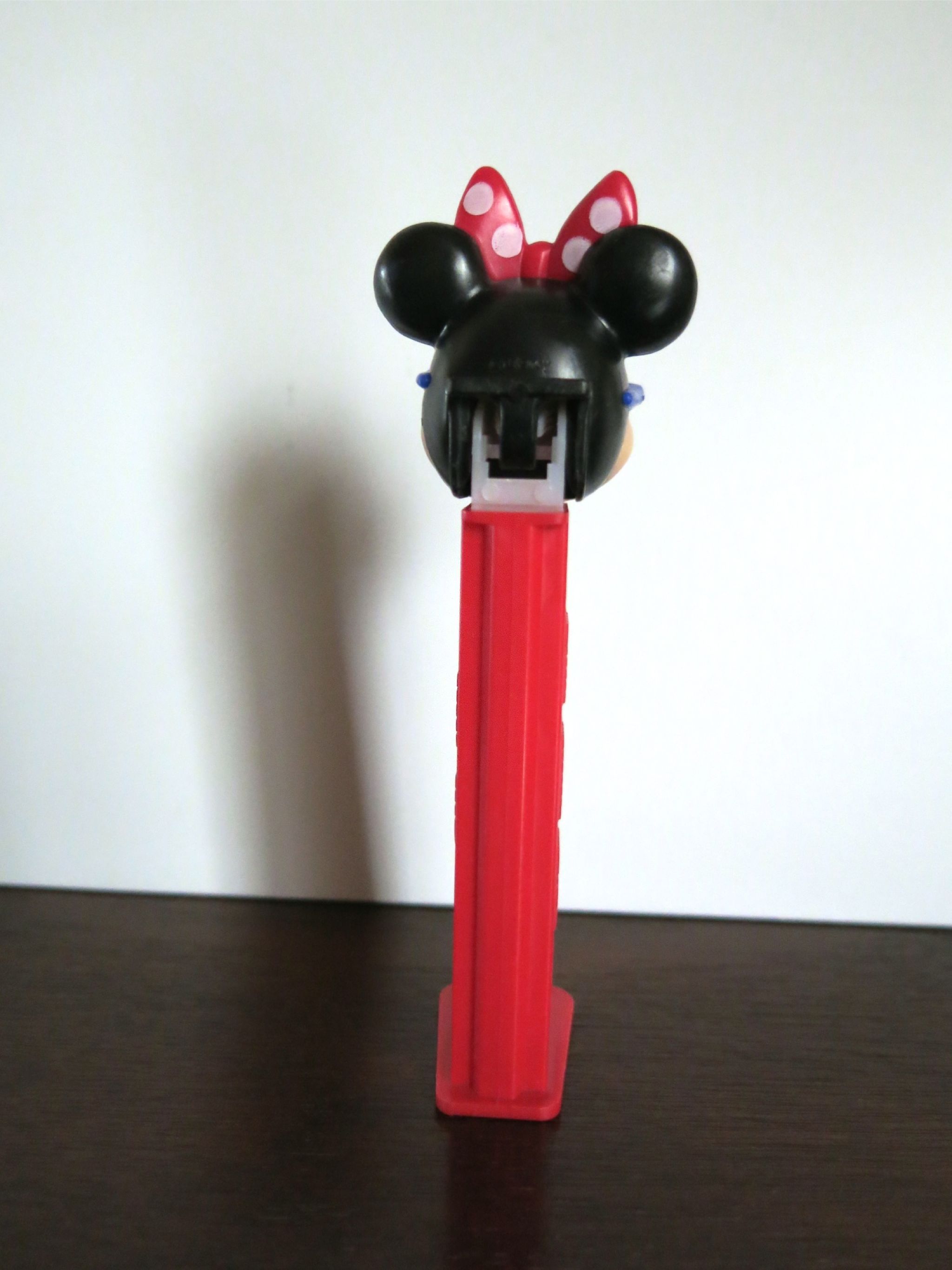 Minnie Mouse  pez collectible - Main Image 2