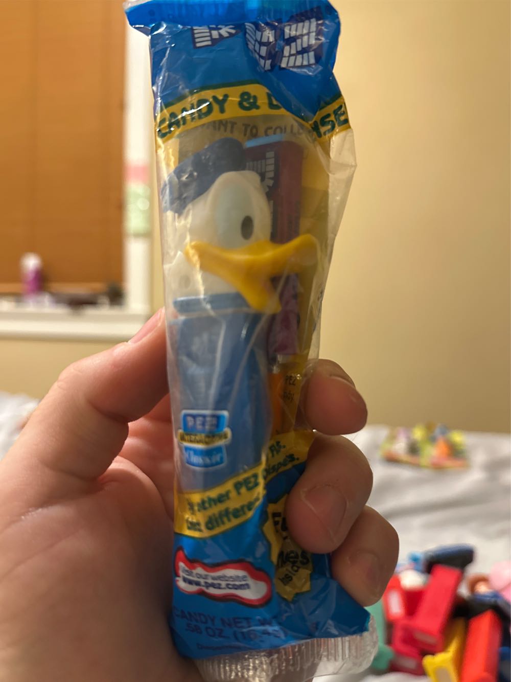 Mickey & Friends - Donald Duck - Disney - Mickey & Friends pez collectible - Main Image 3