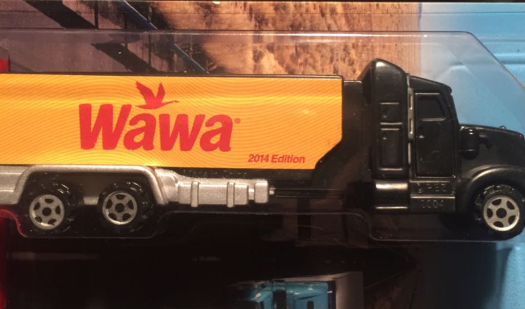 Truck Wawa - 2014 - truck pez collectible - Main Image 2