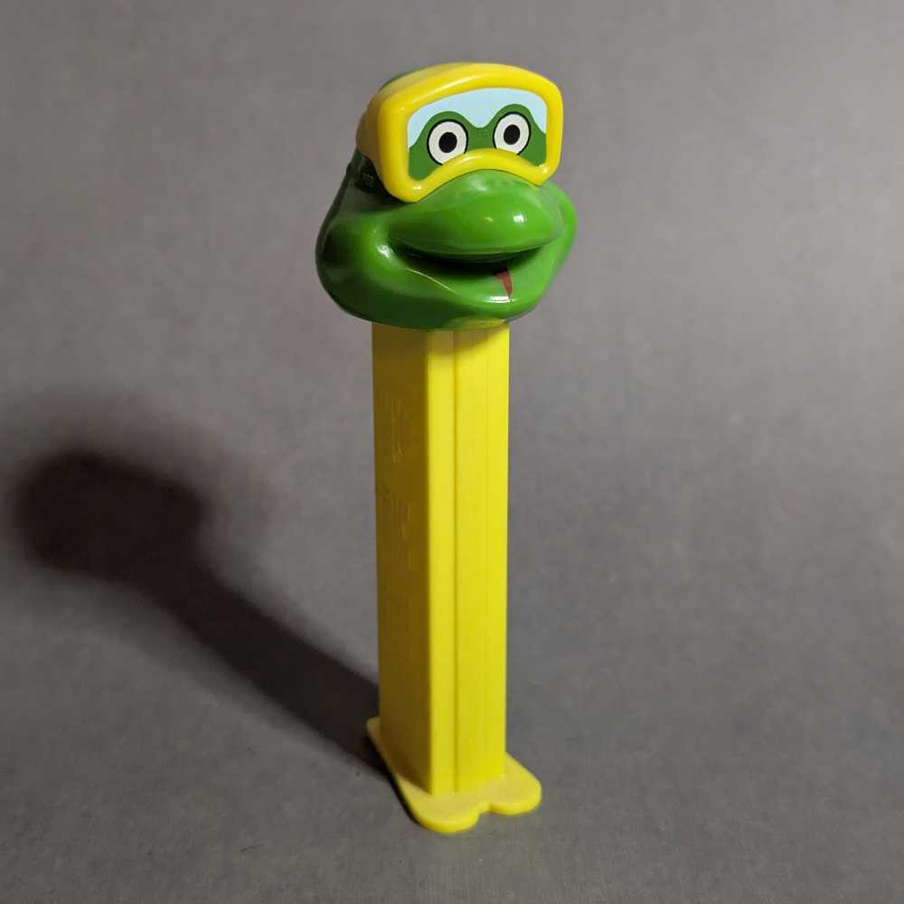 Crazy Animals - Frog Bonbons - PEZ Originals pez collectible - Main Image 2