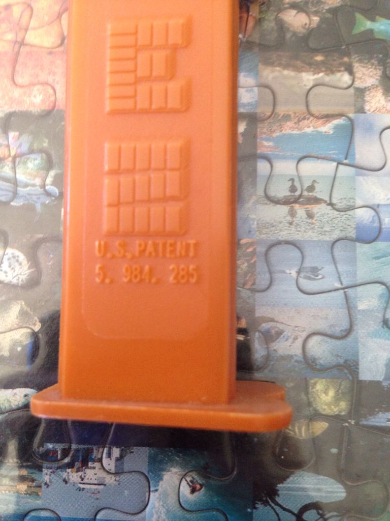 Shrek Unpackaged   pez collectible - Main Image 2