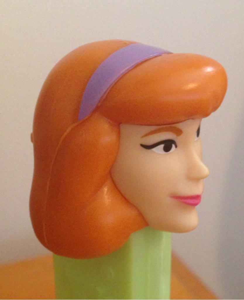 Scooby Doo - Daphne Blake - Scooby Doo pez collectible - Main Image 2