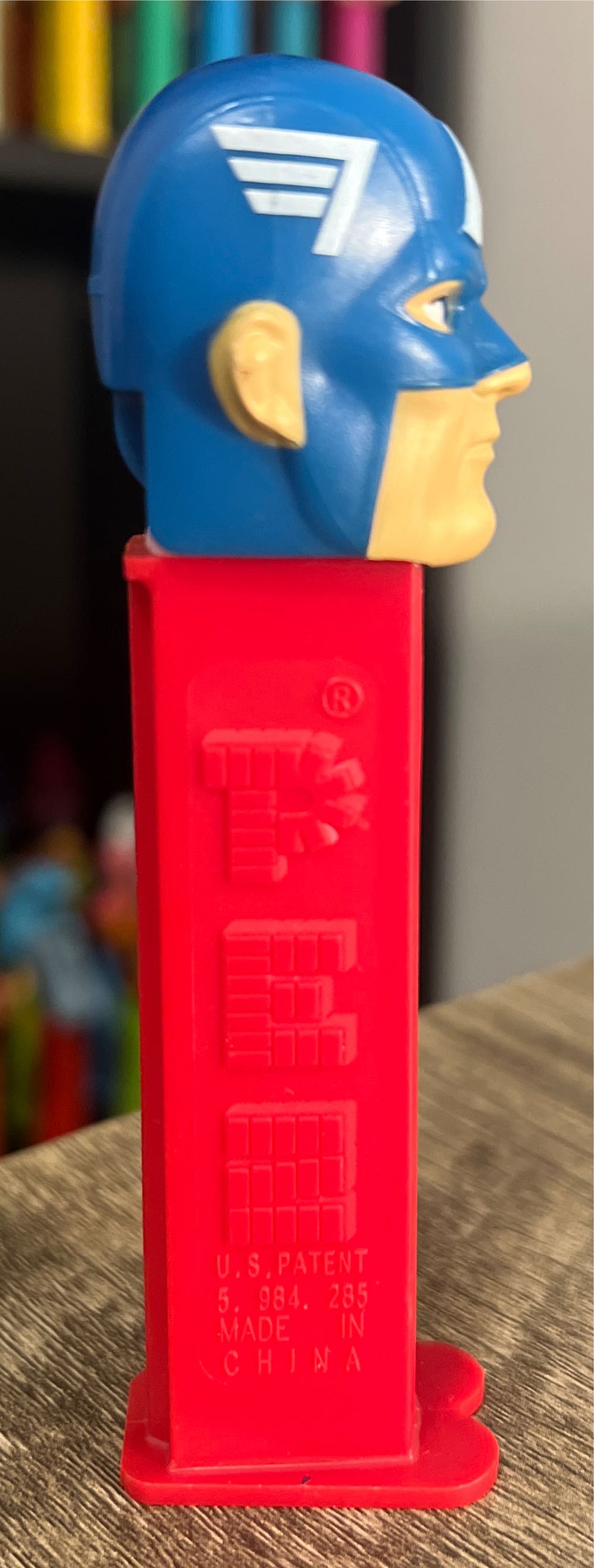 Captain America C - Marvel pez collectible - Main Image 2