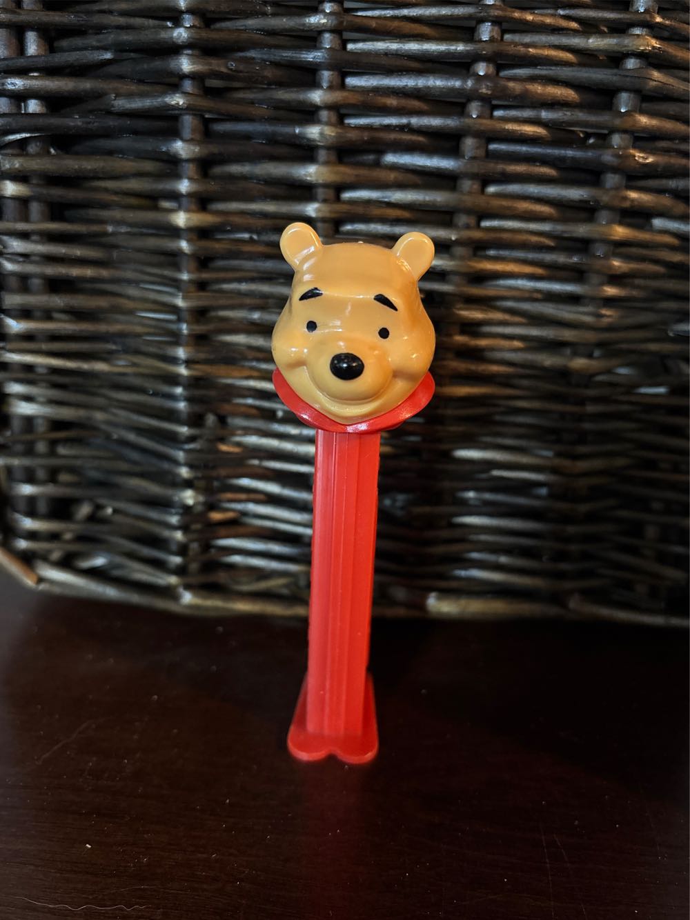 Winnie The Pooh - Pooh - Winnie The Pooh pez collectible - Main Image 3