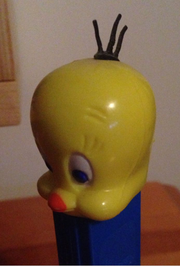 Looney Tunes - Tweety Bird - Looney Tunes pez collectible - Main Image 2