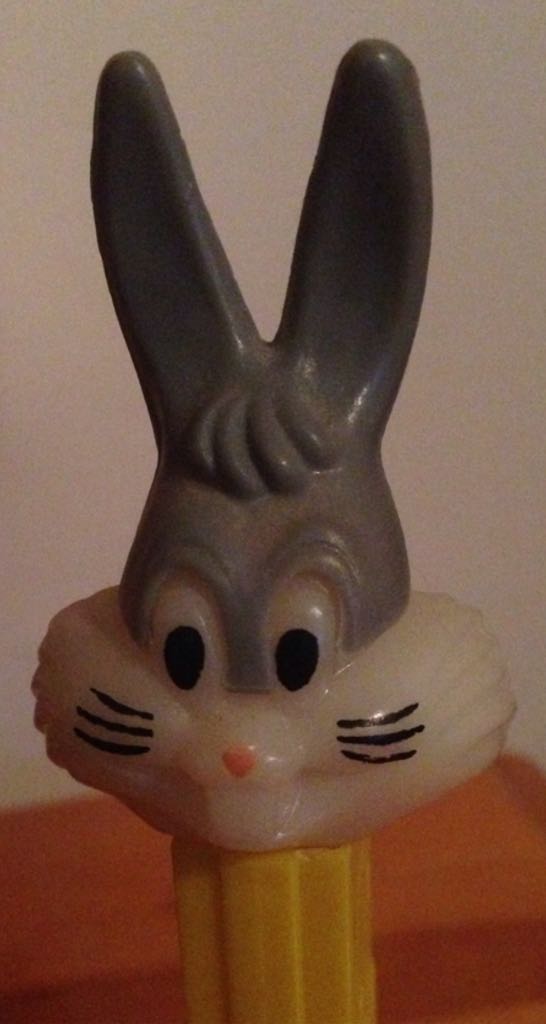 Looney Toons - Bugs Bunny Small Eyes And Whiskers  pez collectible - Main Image 2
