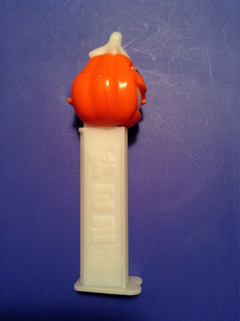 Glowing Pumpkin (D) - Halloween pez collectible - Main Image 2