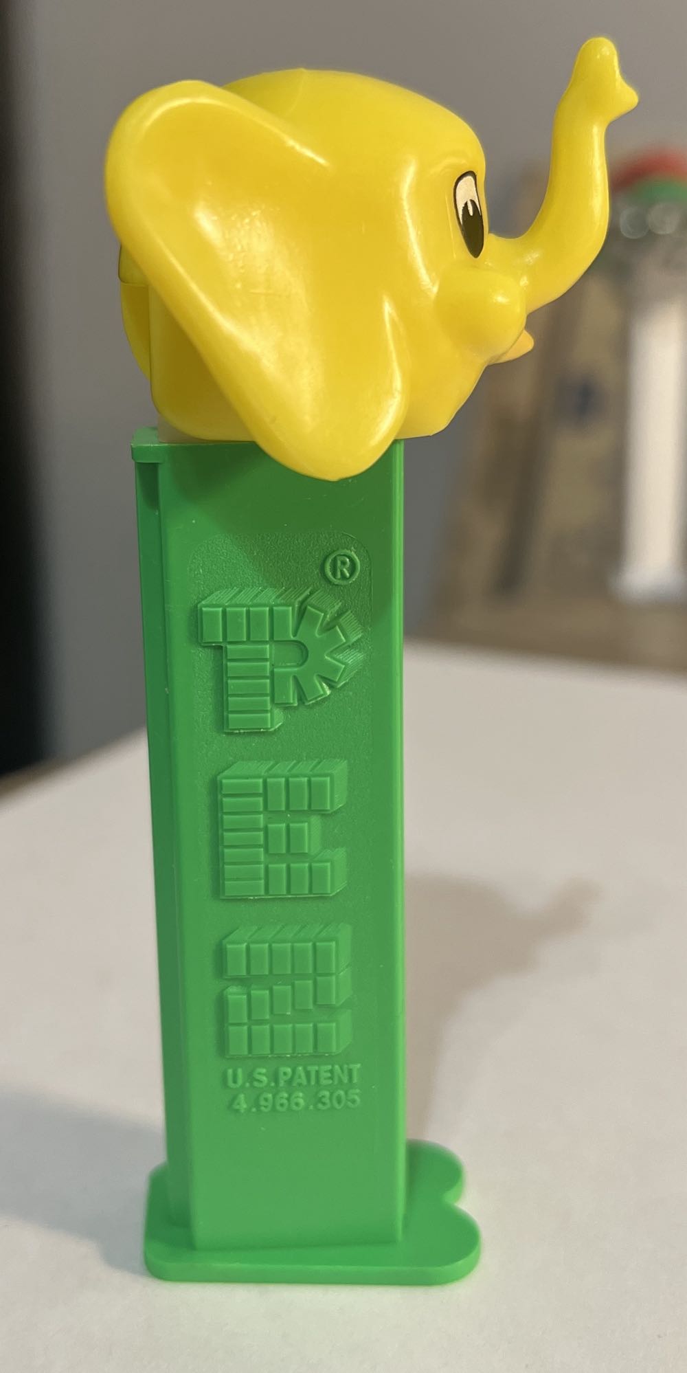 Elephant - Safari Animals pez collectible - Main Image 2