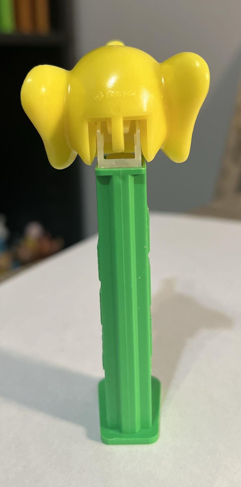 Elephant - Safari Animals pez collectible - Main Image 3