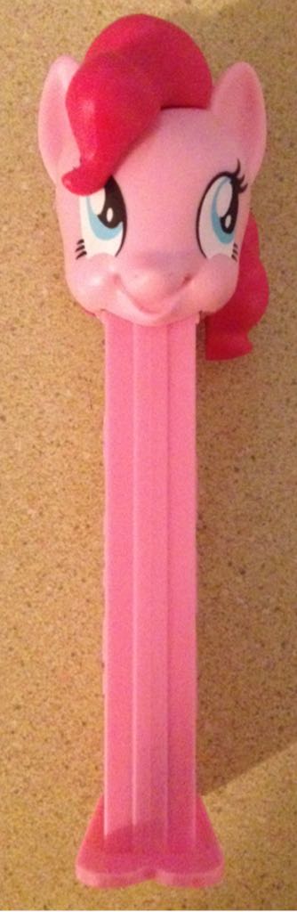 Pinkie Pie - My Little Pony pez collectible - Main Image 2