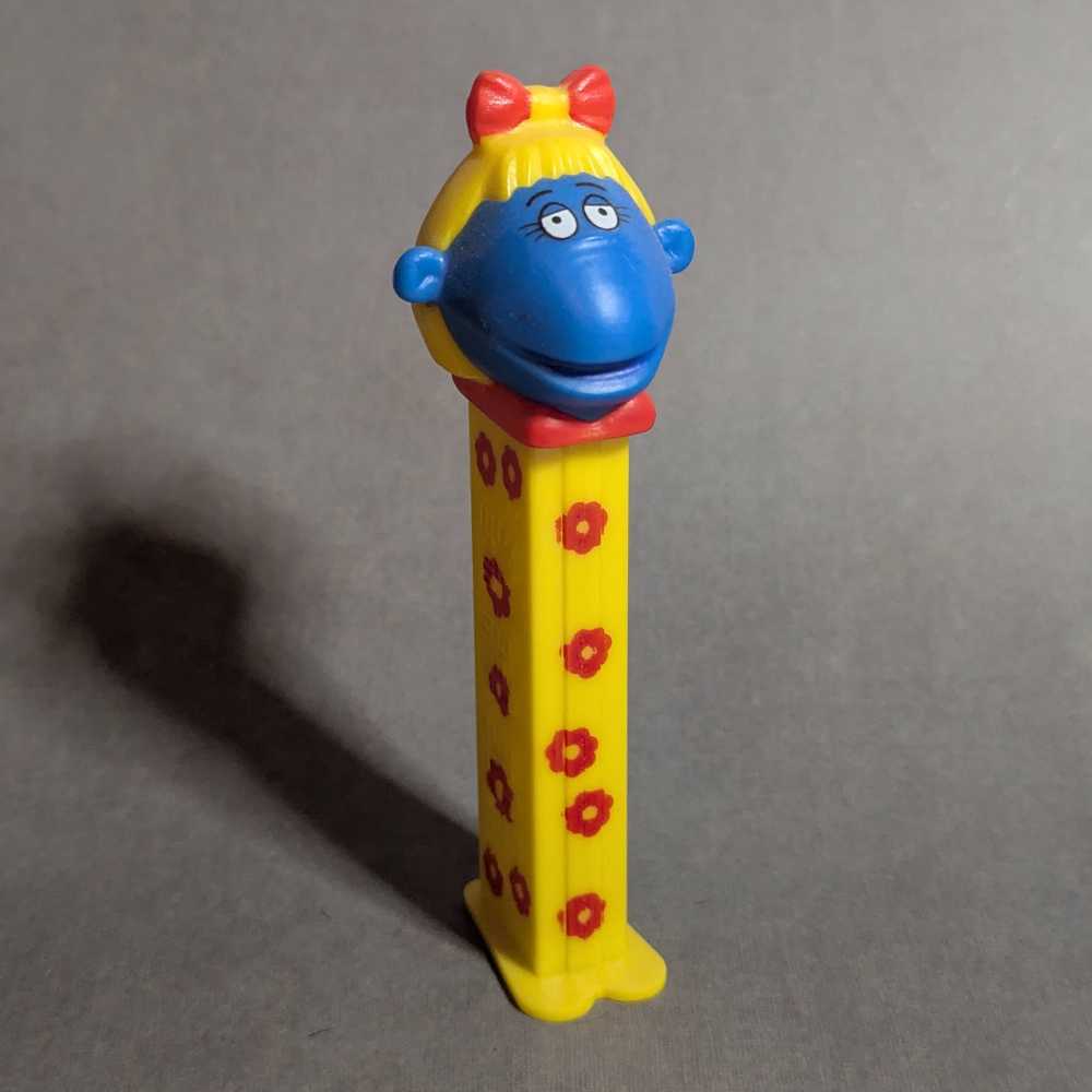 Tweenies - Bella - Movies & TV pez collectible - Main Image 2