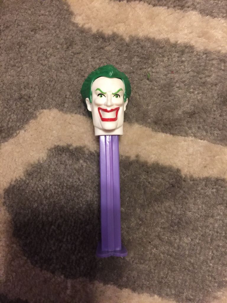 Batman And Villains - joker - Super Heroes pez collectible - Main Image 2
